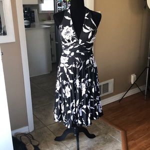 Marilyn Monroe cachet dress